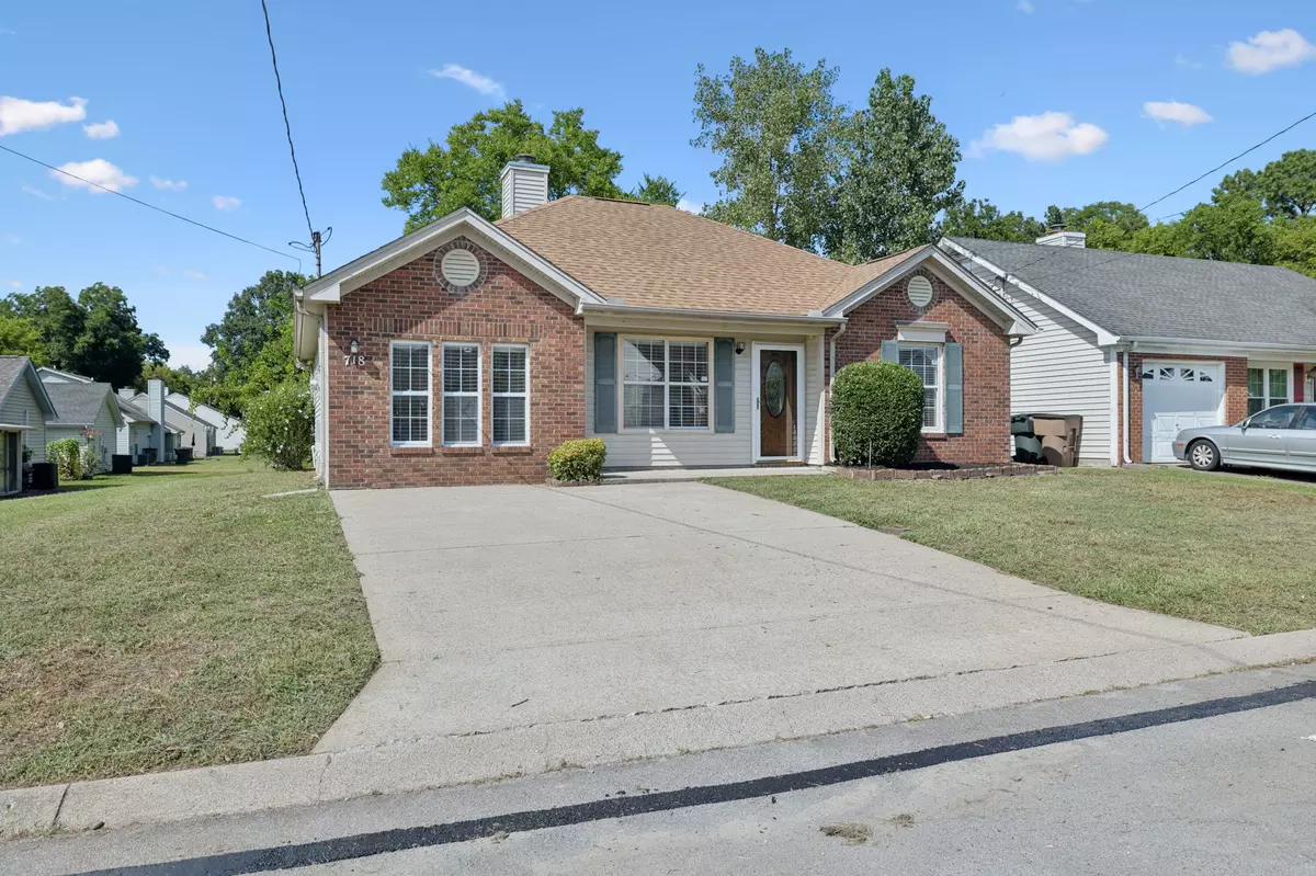 Nashville, TN 37216,718 Maple Pl