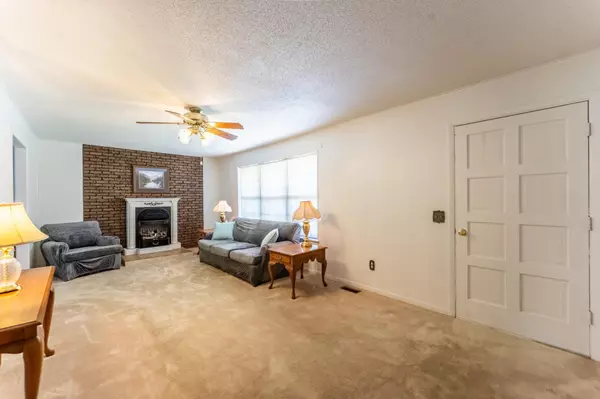 Spring City, TN 37381,501 Broyles Rd