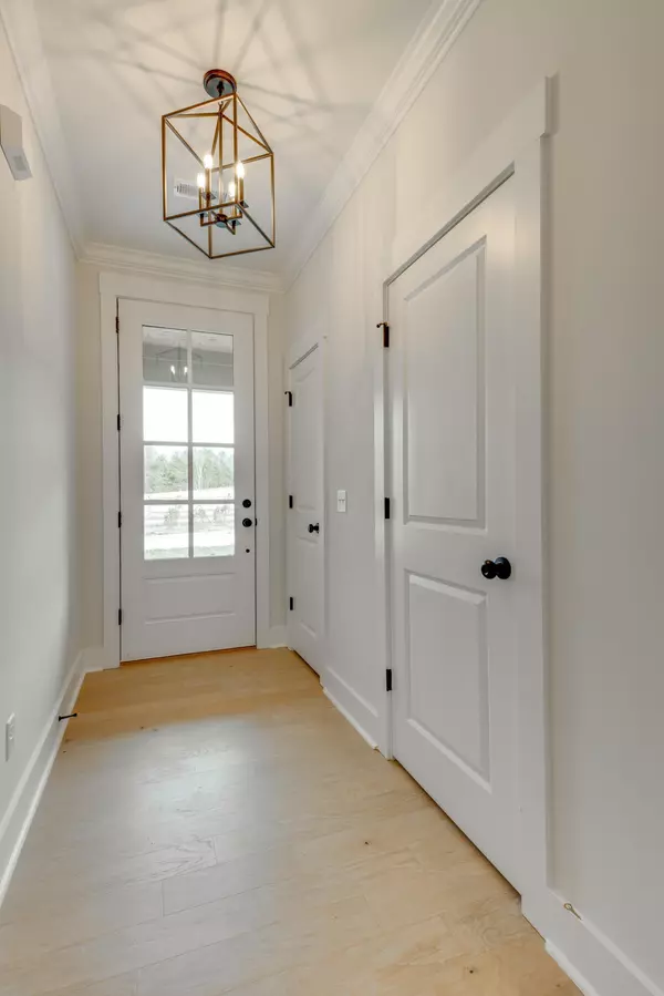 Ooltewah, TN 37363,9702 Dutton Lane