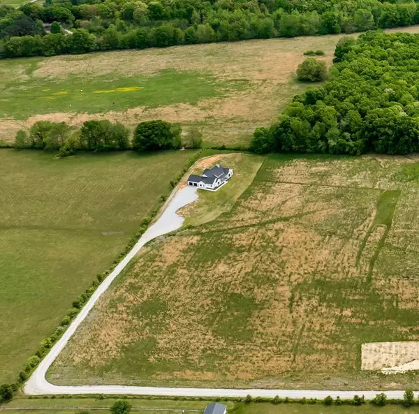 Hohenwald, TN 38462,166 Emma Lane