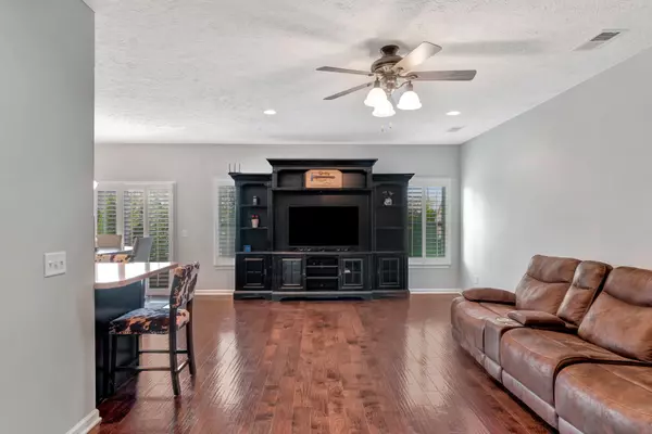 Gallatin, TN 37066,493 Callie Ave