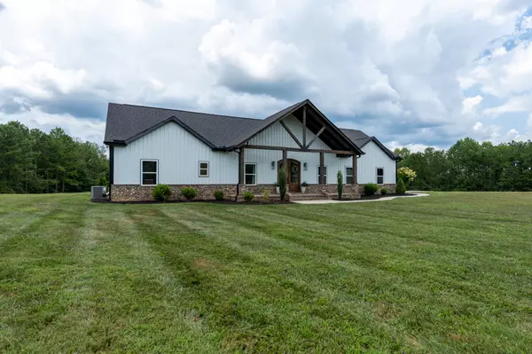 Summertown, TN 38483,1405 Turnpike Rd