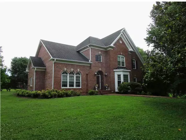 2236 Avery Valley Dr, Franklin, TN 37067