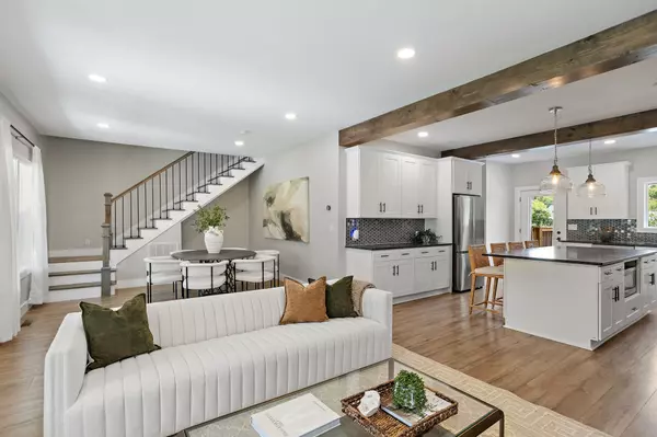 Nashville, TN 37209,215 Orlando Ave