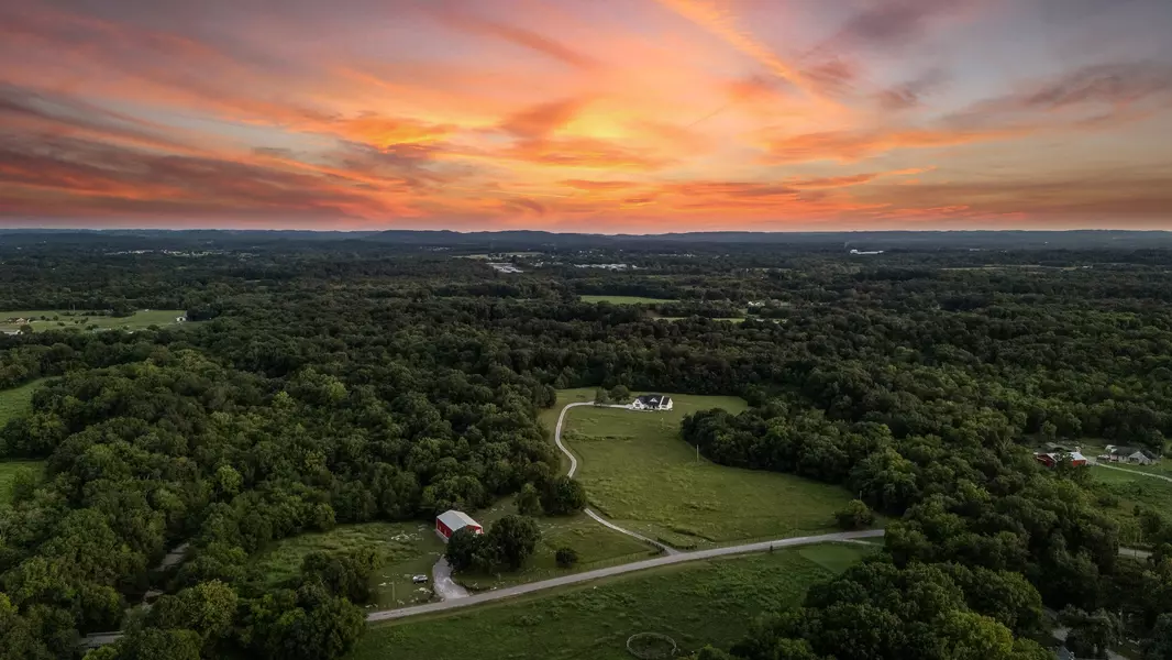 1851 Warner Bridge Rd, Shelbyville, TN 37160