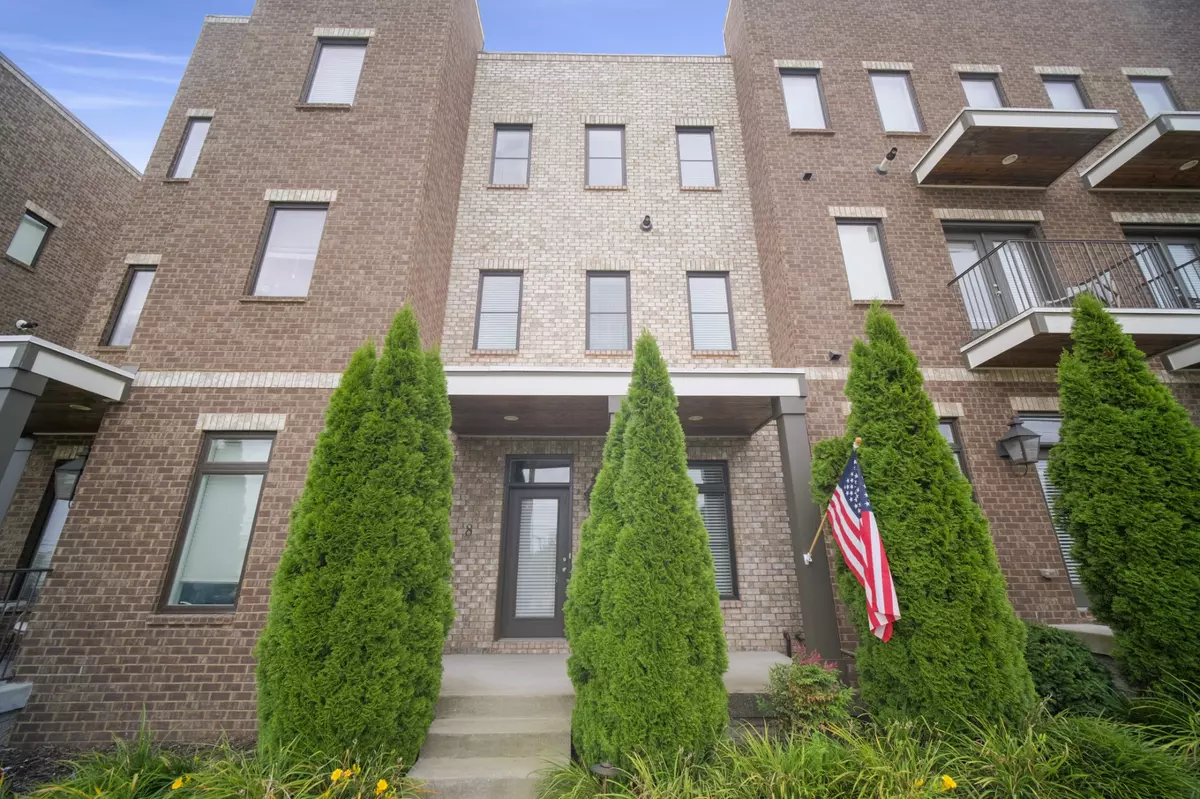 Nashville, TN 37209,6813 Charlotte Pike #8