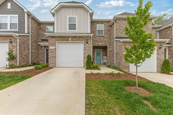 7156 Mapleside Ln, Fairview, TN 37062