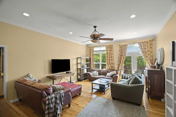 Nashville, TN 37218,3213 Alpine Ave