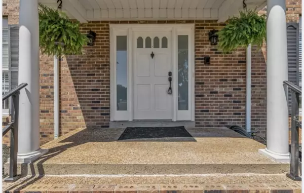 Leoma, TN 38468,121 Old Jackson Hwy