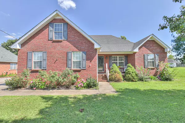 1304 Auldridge Dr, Christiana, TN 37037