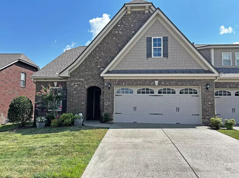 1016 Prestwick Ln, Gallatin, TN 37066