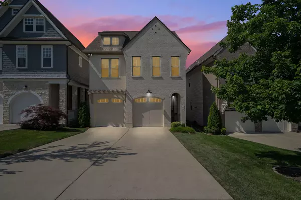 1922 Kimbark Dr, Nashville, TN 37215