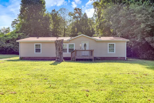 Burns, TN 37029,145 Bishop Ln