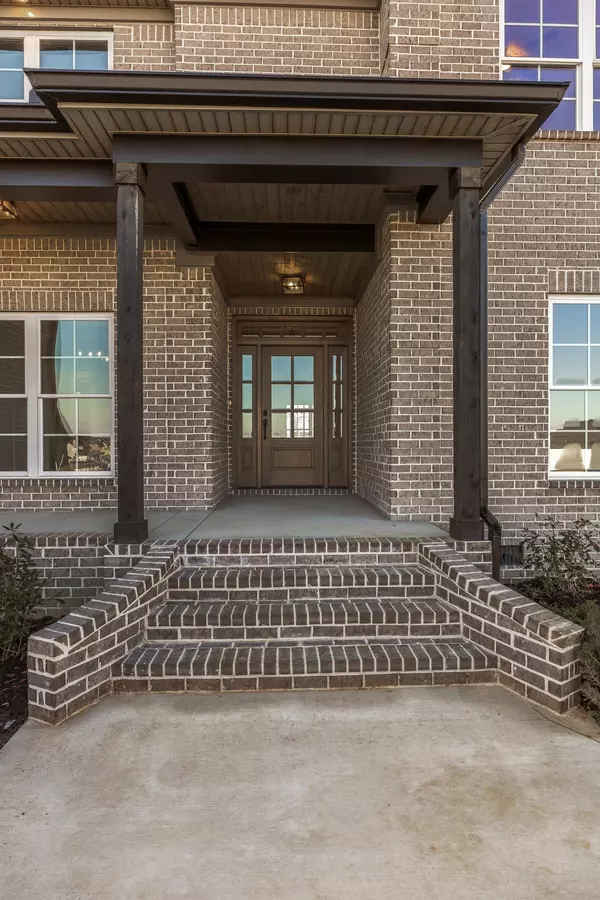 Murfreesboro, TN 37128,3925 Delzotto Drive