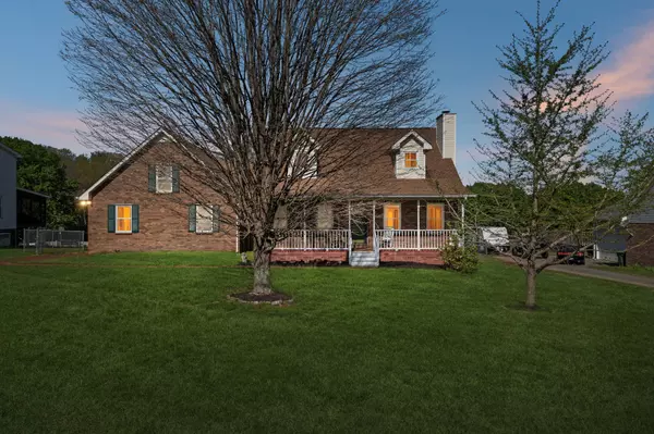 White House, TN 37188,213 Lone Oak Dr