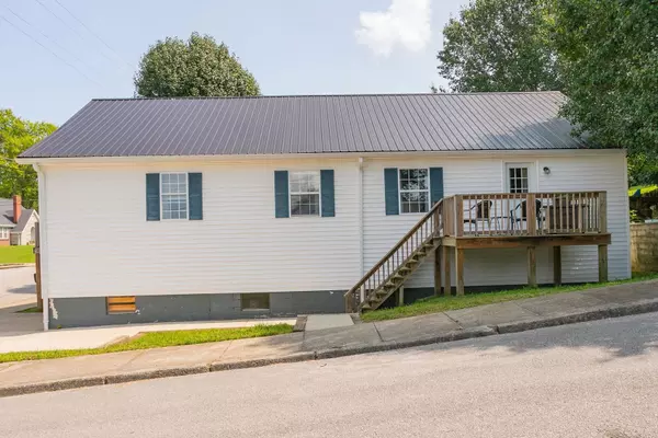Carthage, TN 37030,302 Jackson Ave