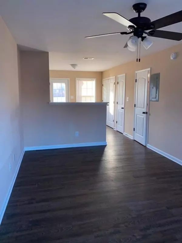 Clarksville, TN 37040,386 McGee Ct #4