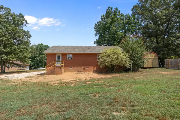 New Johnsonville, TN 37134,805 Herbert Cv
