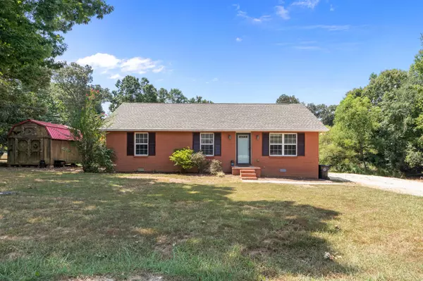 805 Herbert Cv, New Johnsonville, TN 37134