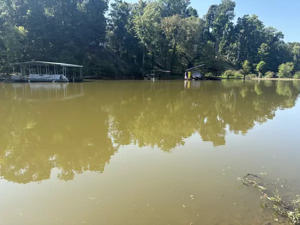 Lobelville, TN 37097,0 Martin Landing Rd