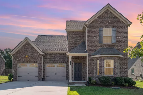575 Oakvale Ln, Mount Juliet, TN 37122