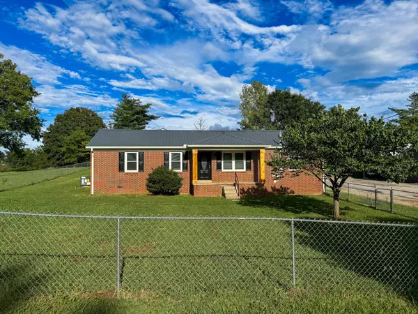 Unionville, TN 37180,204 Redbud Ln