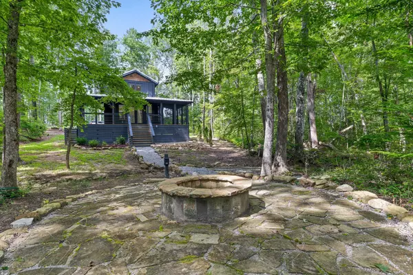 Tracy City, TN 37387,262 Waters Edge Way
