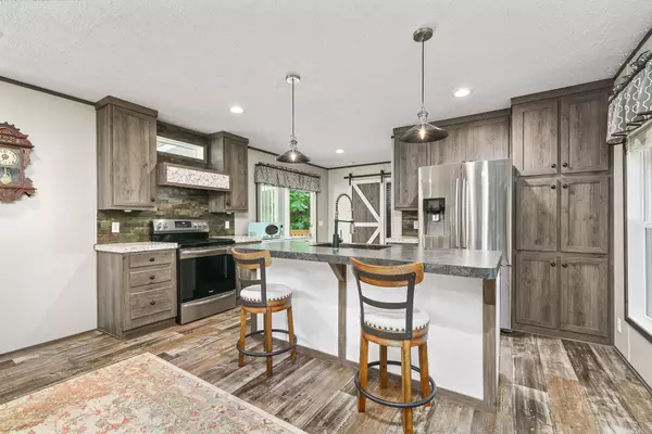 Celina, TN 38551,1122 Modock Hollow Rd