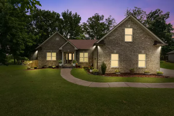 Greenbrier, TN 37073,1040 Northridge Dr