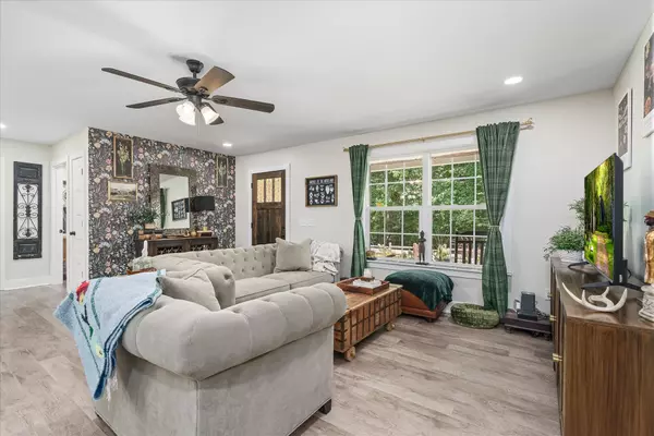 Sparta, TN 38583,360 Hickory Ln