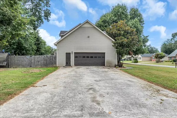 Tullahoma, TN 37388,122 Point Dr