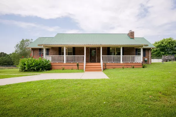 White Bluff, TN 37187,1631 Taylor Town Road