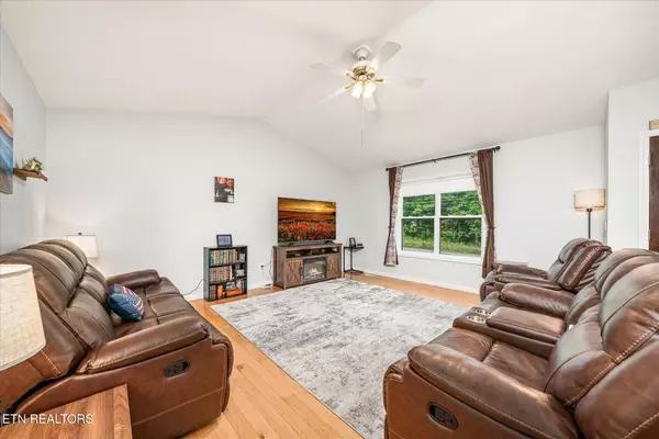 Crossville, TN 38572,31 Oklahoma Court