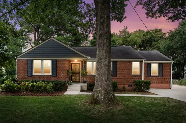 251 Fairway Dr, Nashville, TN 37214