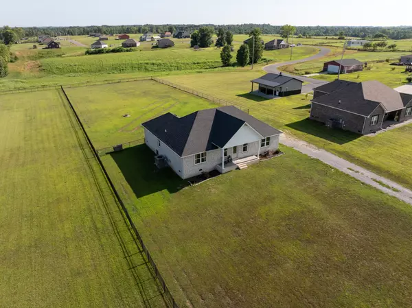 Lafayette, TN 37083,2268 Old Highway 52