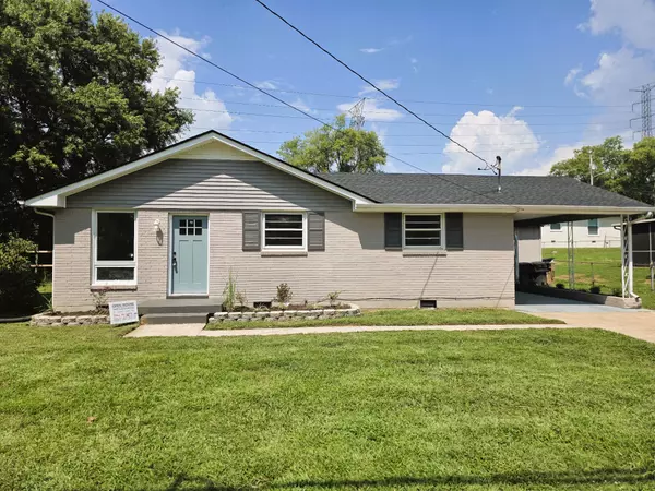 3228 Cloverwood Dr, Nashville, TN 37214