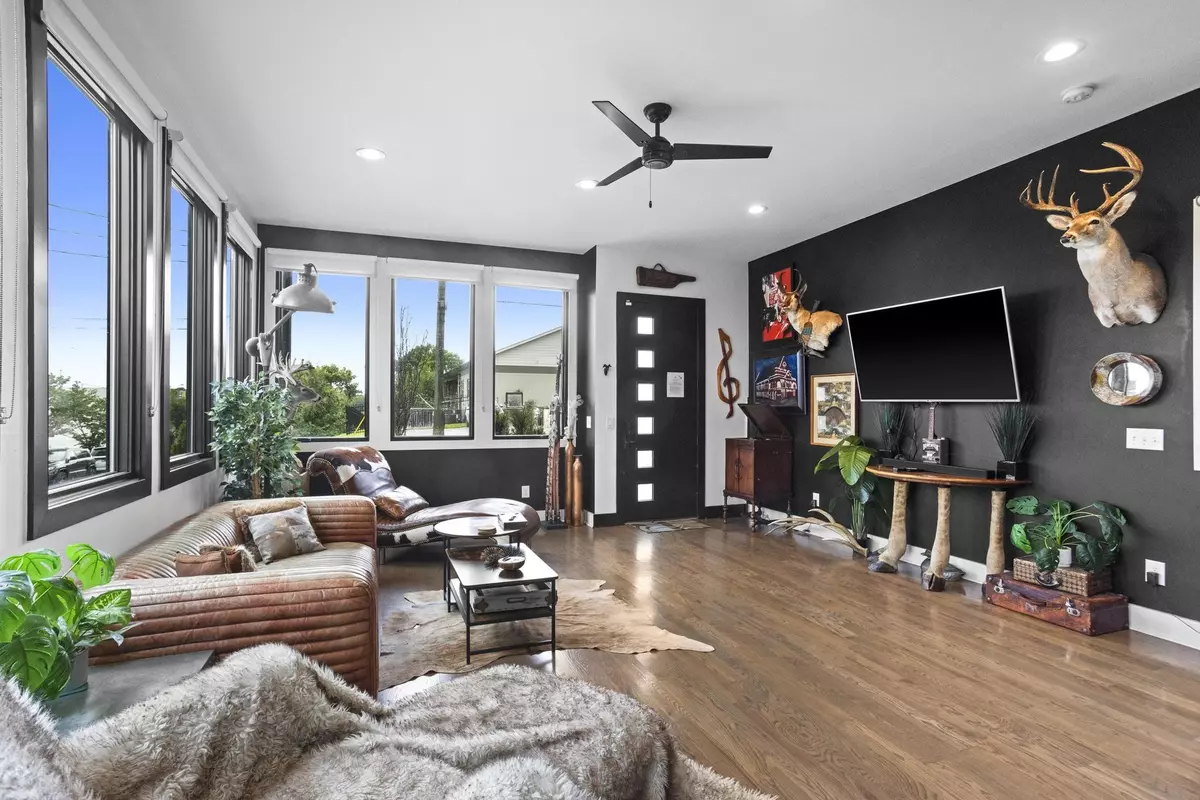 Nashville, TN 37210,42 Shepard St