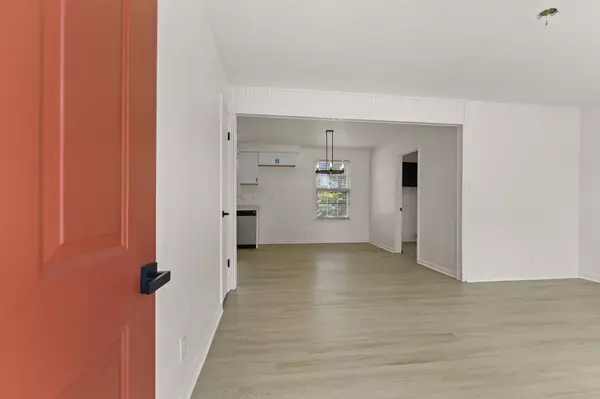 Clarksville, TN 37042,431 Cunningham Ln