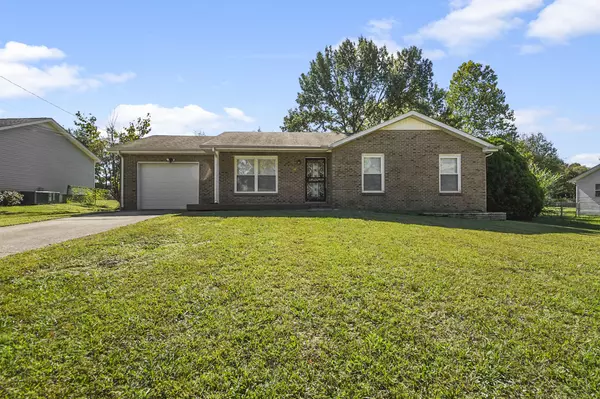 216 Bob White Drive, Clarksville, TN 37042