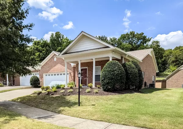 262 Wrennewood Ln, Franklin, TN 37064