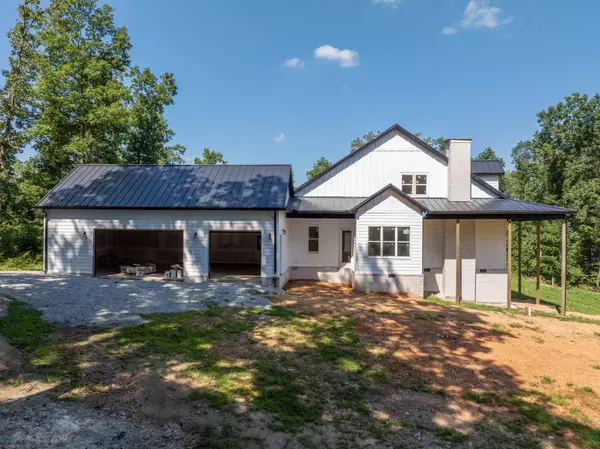 Dickson, TN 37055,1061 Big Bartons Creek