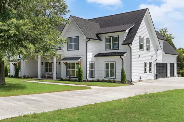 Christiana, TN 37037,8969 Short Creek Rd