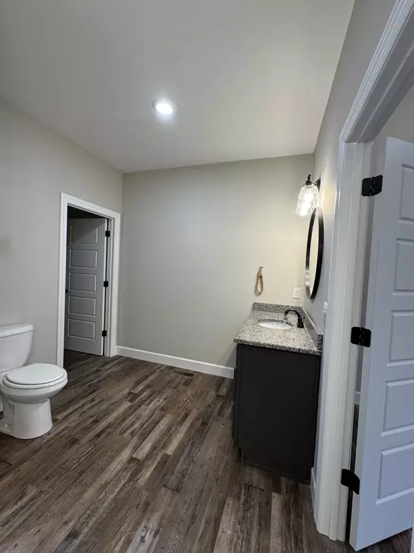 Lafayette, TN 37083,1884 Old Highway 52