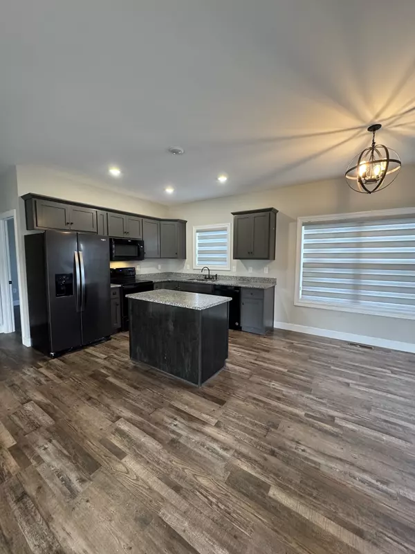 Lafayette, TN 37083,1884 Old Highway 52