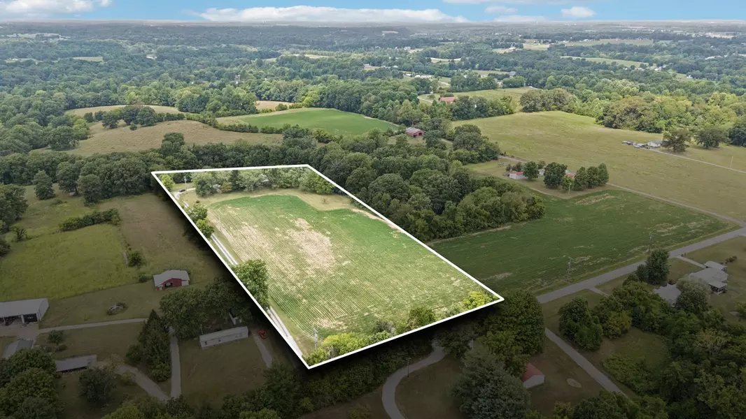 526 Boiling Springs Rd, Portland, TN 37148