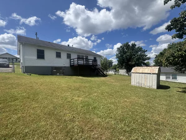 Clarksville, TN 37040,1221 Vine St