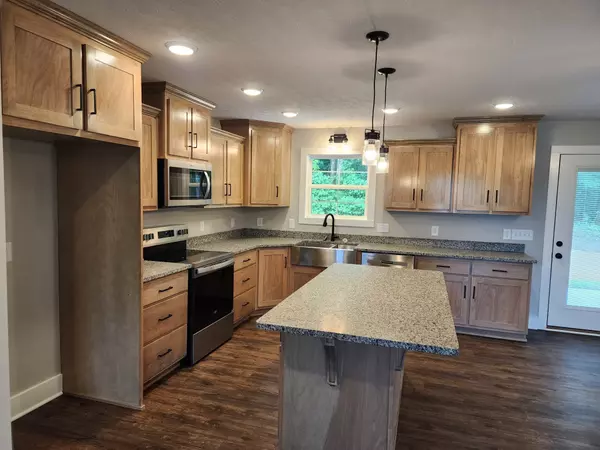 Hartsville, TN 37074,25 Scenic Ln