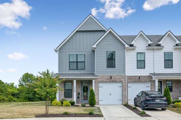3167 Sassafras Ln, Thompsons Station, TN 37179