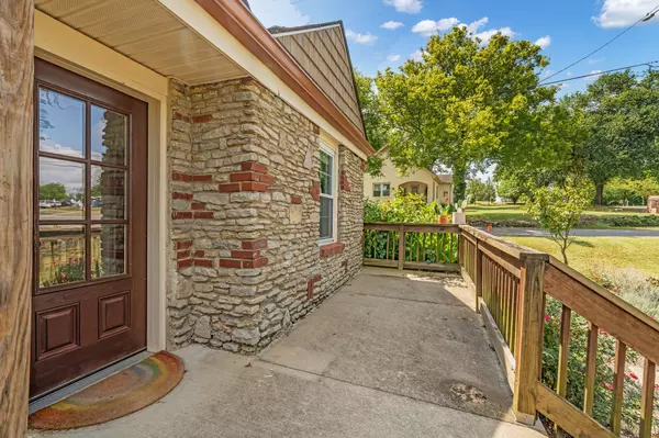 Nashville, TN 37216,1801 Riverside Dr