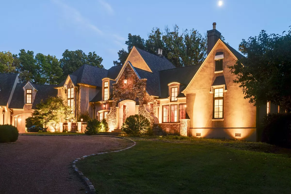 Nashville, TN 37220,1011 Gateway Ln